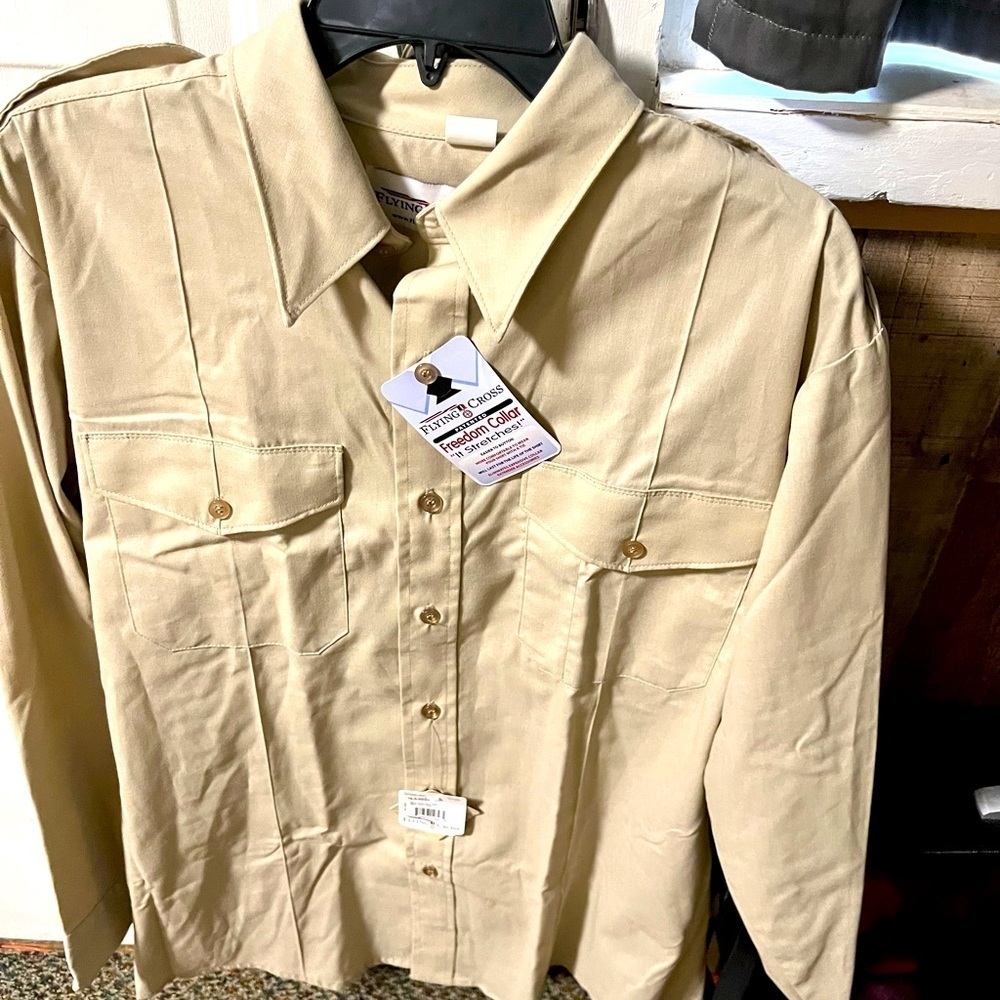 Flying Cross Men’s Uniform Shirt Size 16.5 Neck